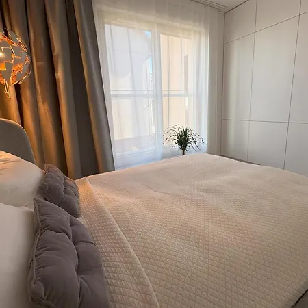 Baltic White Diuna Supernovi Apartment *